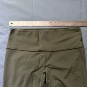 Lululemon Leggings Olive Green Women’s Size 12 Workout Activewear Yoga Gym Pants